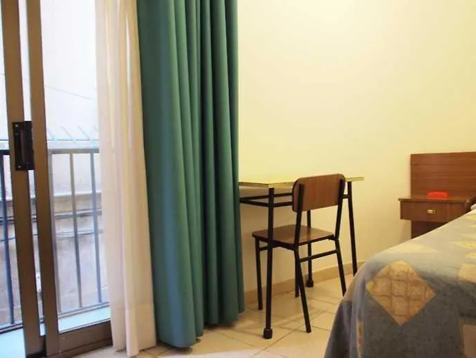 Apartment Pension Lourdes Barcelona