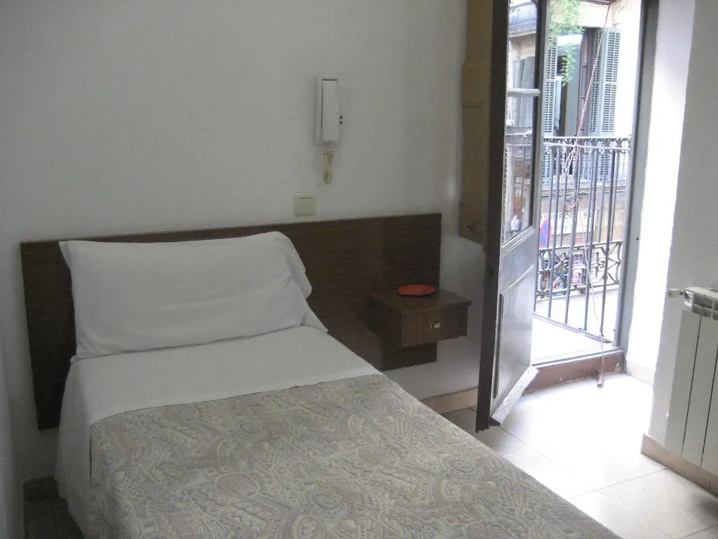 Apartment Pension Lourdes Barcelona